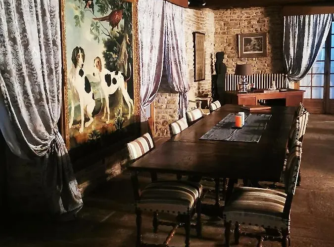 Maison De Campagne Isomes